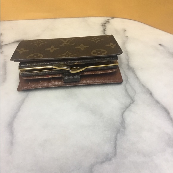 Louis Vuitton Agenda Wallet - Picture 5 of 15